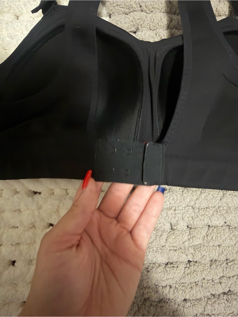 Lululemon swift speed bra size 36B - Picture 6 of 8